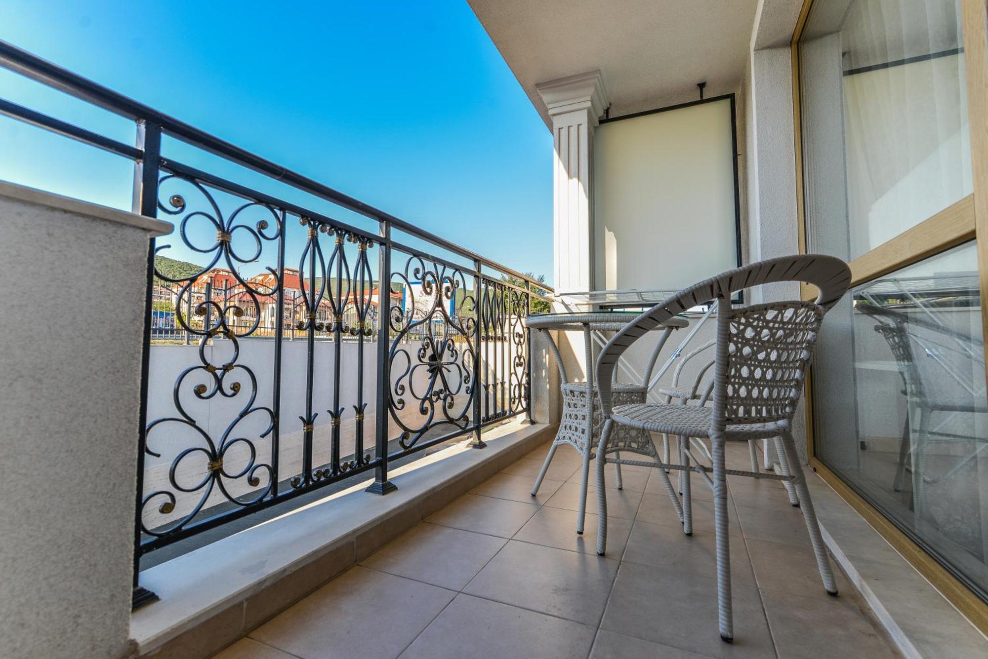 Villa Florence Boutique Apart Hotel สวิติ วลัส ภายนอก รูปภาพ